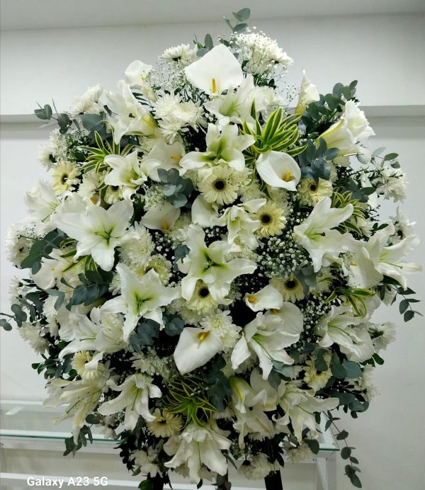 Coroa de Flores(Preço de Coroas são consultados no WhatsApp)