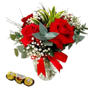Arranjo 4 Rosas Colombianas no Vaso + Ferrero Rpcher