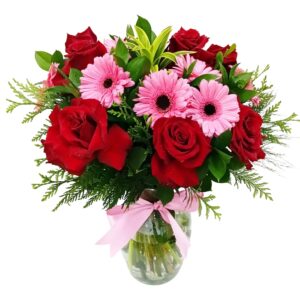 Arranjo de Rosas Colombianas com Gerberas na B de Vidro